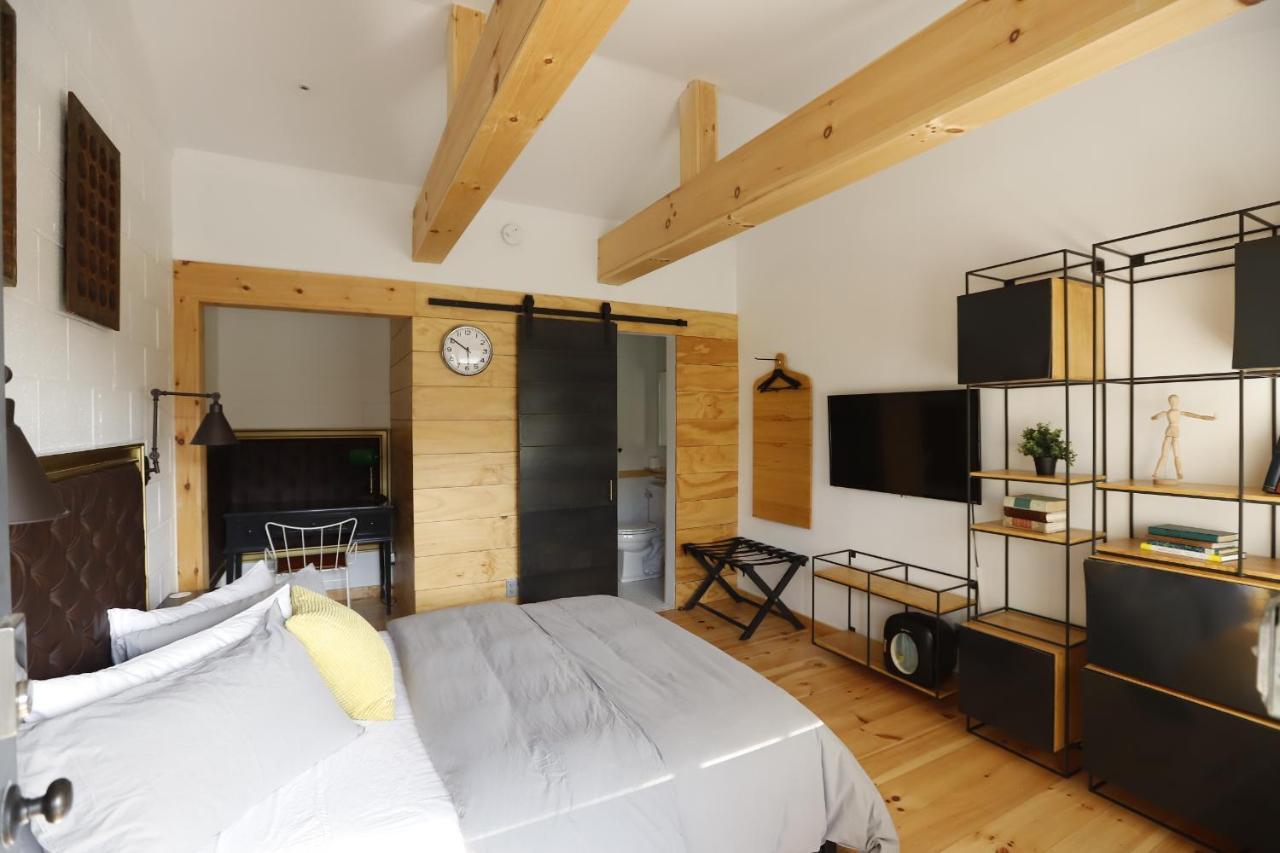 The Vine On Main Motel Stamford Ngoại thất bức ảnh