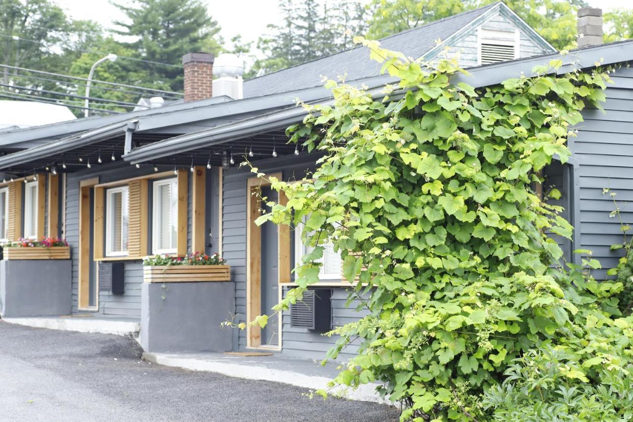 The Vine On Main Motel Stamford Ngoại thất bức ảnh